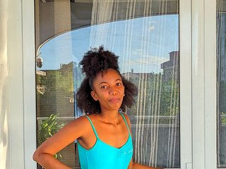 Еротски видео разговор Tiphanie