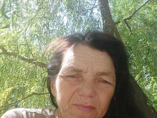 Еротски видео разговор TouchMeNowww