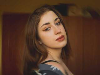 Еротски видео разговор TracyCute