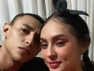 Еротски видео разговор Twohornyss