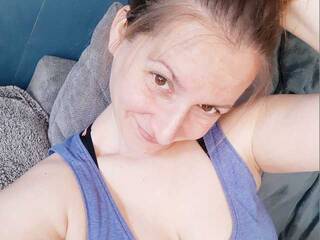 Еротски видео разговор TyraHash