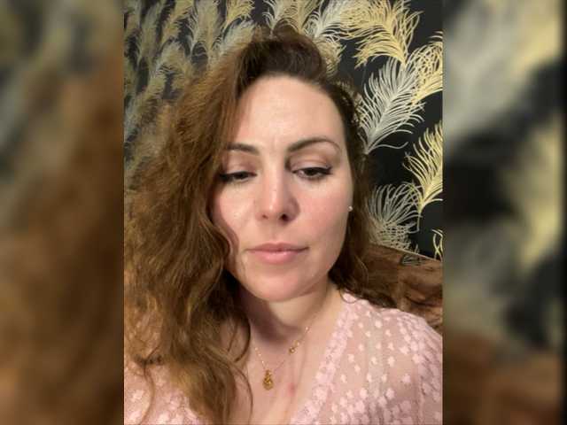 Емитувани слики од екранот Super_Lady