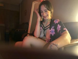 Еротски видео разговор uwu-Monica