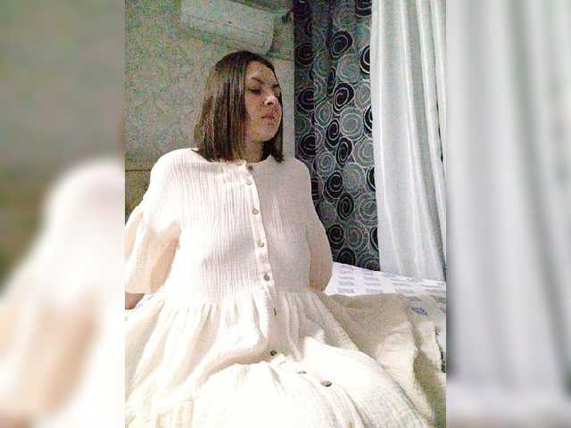 Емитувани слики од екранот Valentinasexm