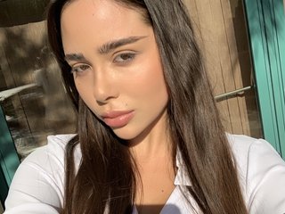 Еротски видео разговор valentinaxxx