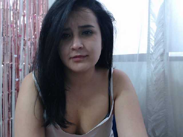 Емитувани слики од екранот valeyandre