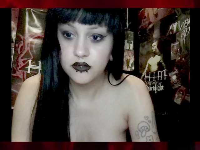 Емитувани слики од екранот vampirevixen