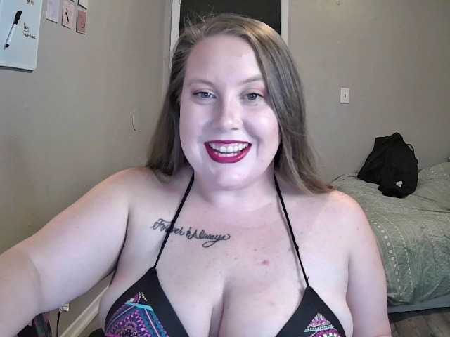 Фотографии VanessaSwayxoxo your favorite bbw reporting for duty! I can't wait to drain your balls. Help me get to my goal of 60,000 tokens by the 1st! Insta - vanessa_swayxoxo