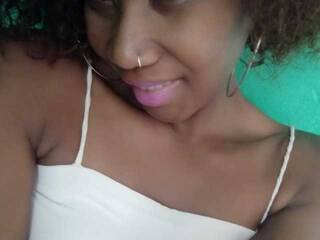 Еротски видео разговор Chachachocolate