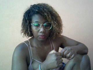 Еротски видео разговор Chachachocolate