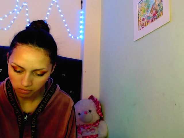 Емитувани слики од екранот vanne-rabbit