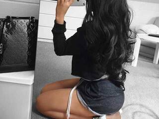 Еротски видео разговор VerSienns