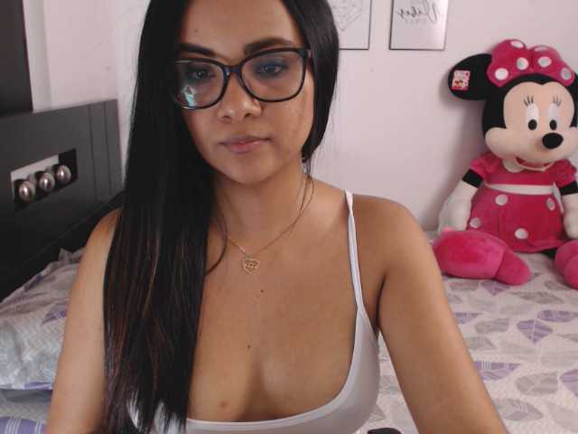 Фотографии Victoriadolff hello guys i am new here i want to have a nice time .... naked # latina # show pvt