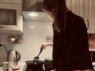 Еротски видео разговор Vikki-Creed