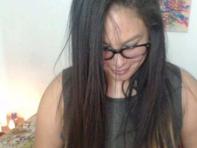 Емитувани слики од екранот violetburning