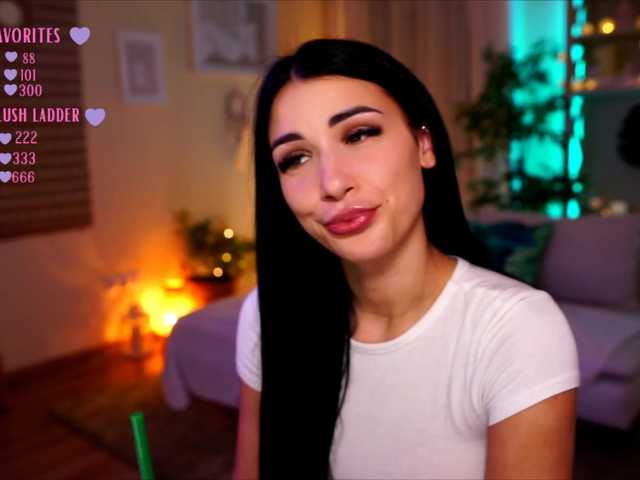 Емитувани слики од екранот VivienXxX