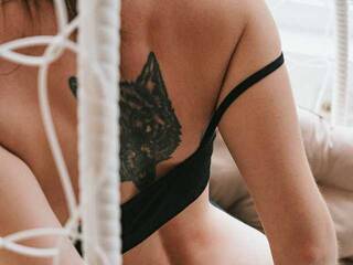 Еротски видео разговор Wallymimia