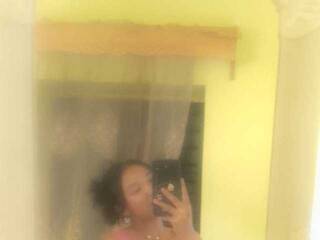 Еротски видео разговор Wejdene69