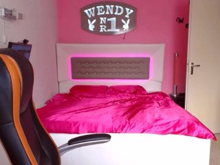 Фотографии wendy1981 1 tk is 1 spank 10tk pm 50 tk boobs 70 tk boobs in oil 75 tk ass 100 tk ass in oil 150 tk pussy flash 250 tk pussy play