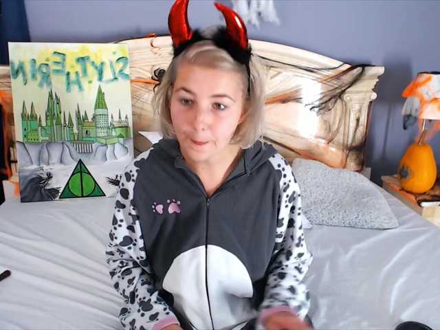 Емитувани слики од екранот wendycandee