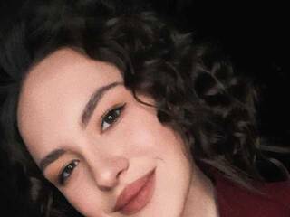 Еротски видео разговор WilmaWinifred