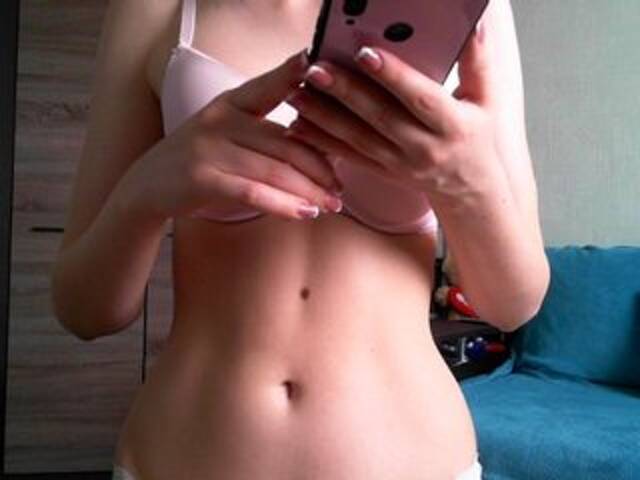 Емитувани слики од екранот Anyuta_Kiss