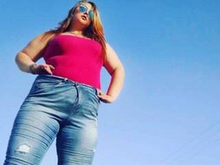 Еротски видео разговор xAlisasex