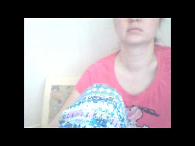 Емитувани слики од екранот XTaylaX