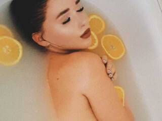 Еротски видео разговор XOlina