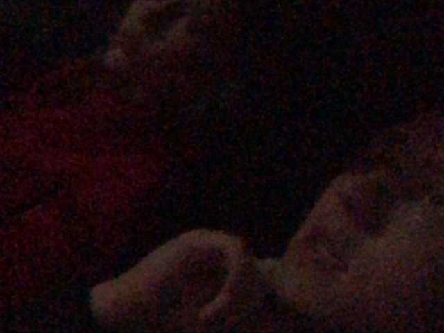 Емитувани слики од екранот xSweetCouple1