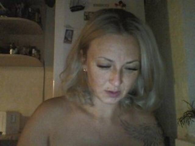 Емитувани слики од екранот XswetaX