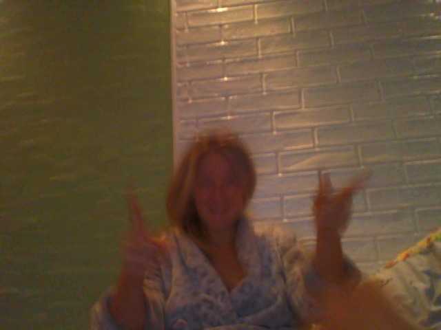 Емитувани слики од екранот XswetaX