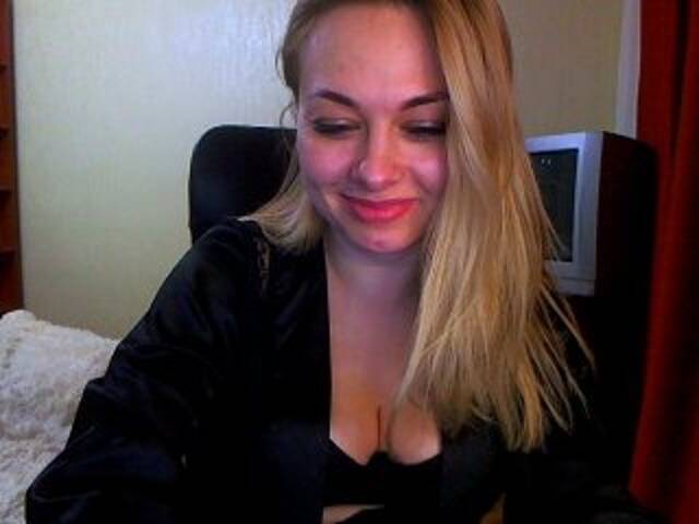 Емитувани слики од екранот _Kisuly_