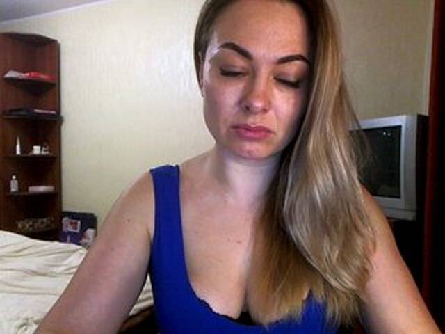 Емитувани слики од екранот _Kisuly_