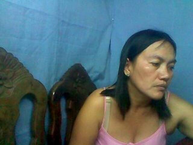 Емитувани слики од екранот momymaria