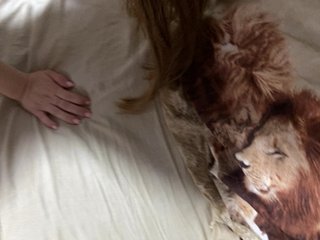 Еротски видео разговор Xzibitzi