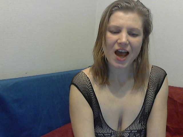 Емитувани слики од екранот YanaLakomka