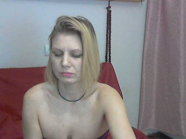 Емитувани слики од екранот YanaLakomka