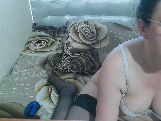Емитувани слики од екранот _Annika_
