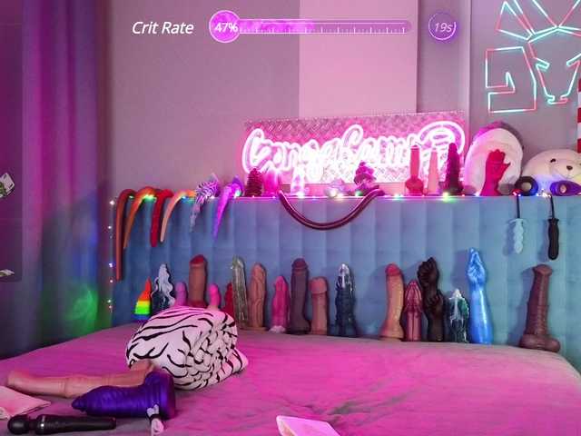 Емитувани слики од екранот You_Lalia