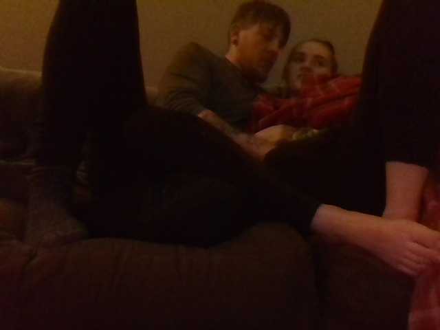 Емитувани слики од екранот youngsubfun