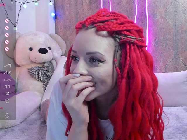Емитувани слики од екранот youreyesgazm