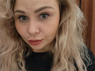 Еротски видео разговор YourFunnyBlondiee