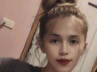 Еротски видео разговор YourMochii