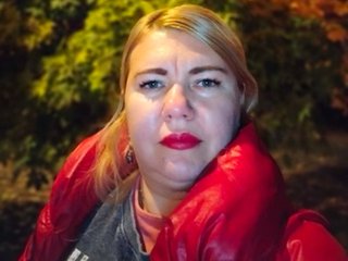 Еротски видео разговор YourMommyy