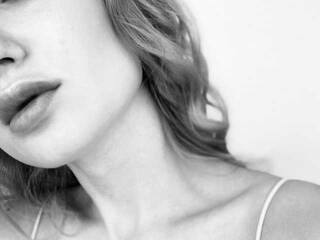 Еротски видео разговор Yourpeach