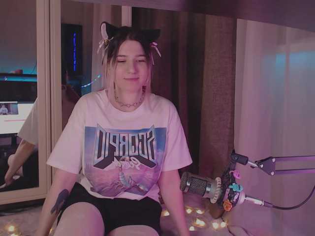 Емитувани слики од екранот YukiMoore