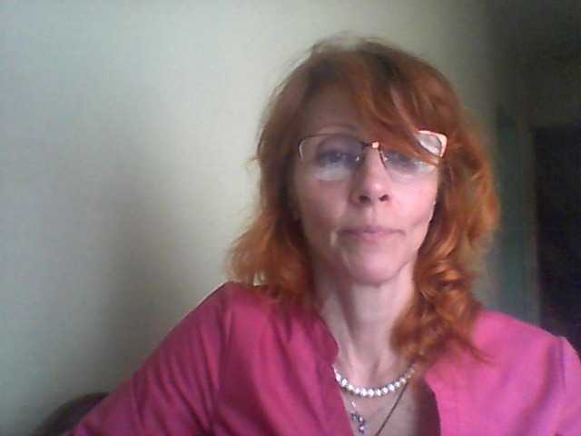 Емитувани слики од екранот Yuliya77