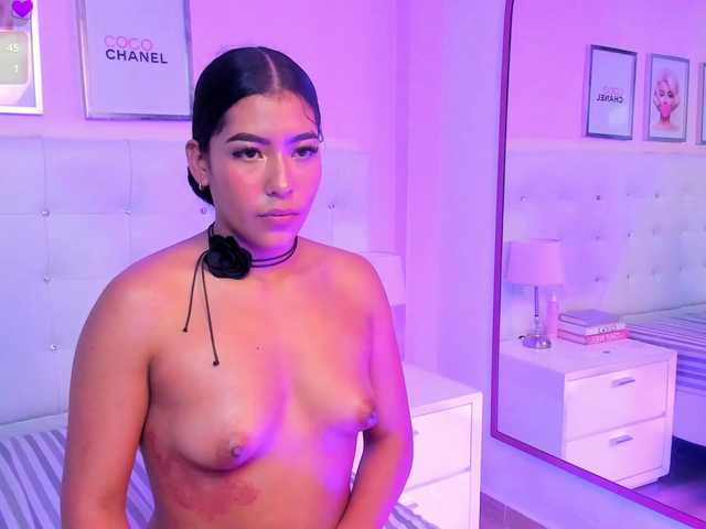 Емитувани слики од екранот YunnyFox