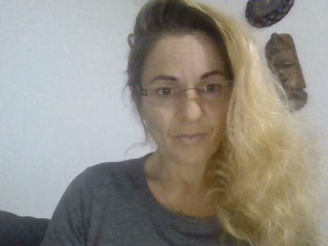 Емитувани слики од екранот yzabel